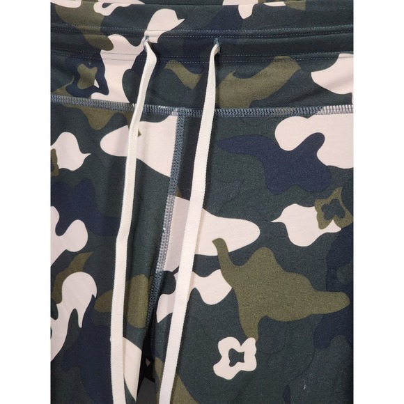 THE UPSIDE Forest Camo Midi Legging Size 8 - Picture 5 of 11